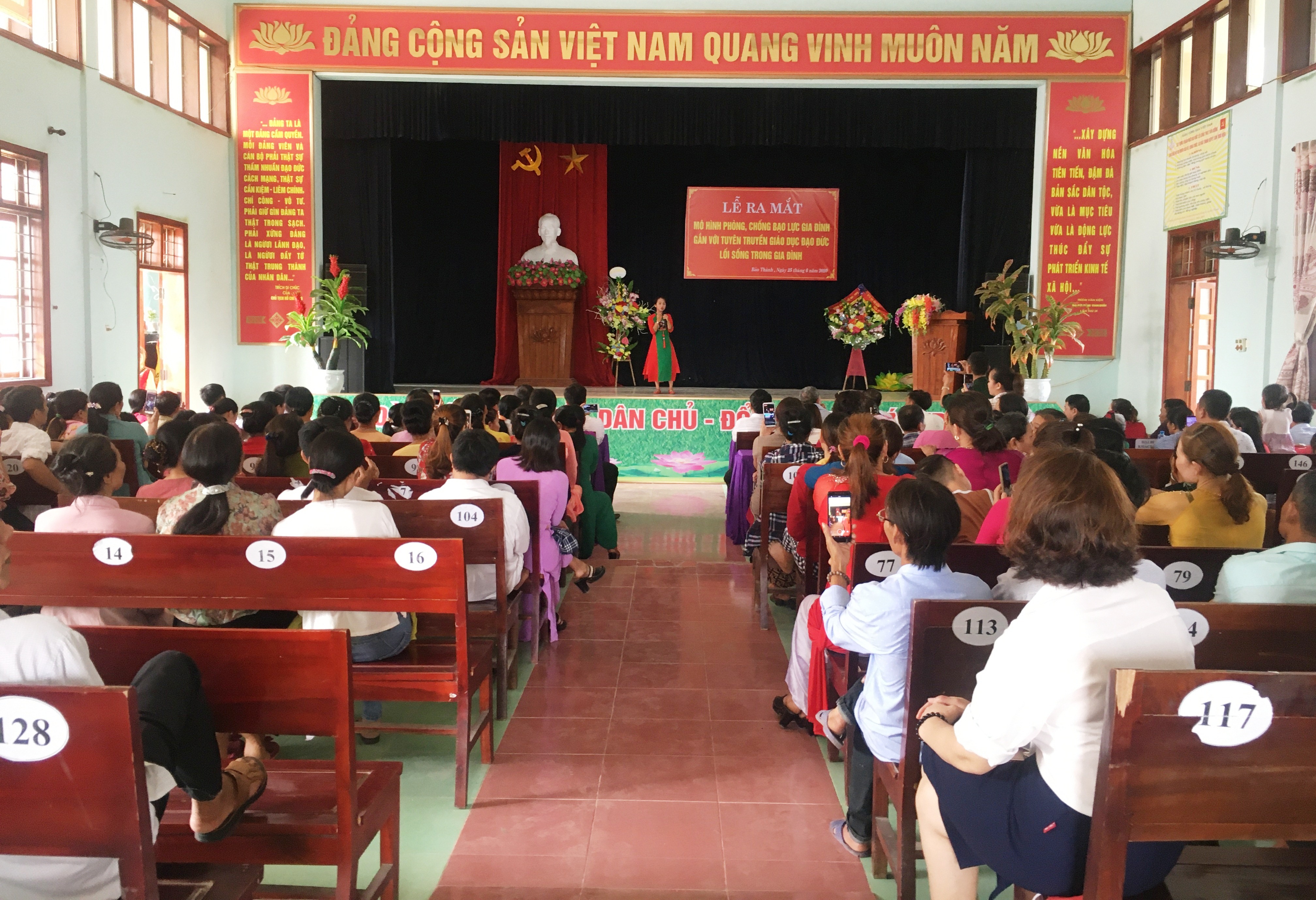 Yên Thành ra mắt mô hình phòng chống bạo lực gia đình gắn với tuyên truyền giáo dục đạo đức lối sống trong gia đình